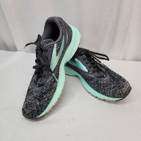 Brooks Launch 4 Women's Size 9B (Medium) Running Shoes Gray Black Green Athletic - Picture 2 of 9
